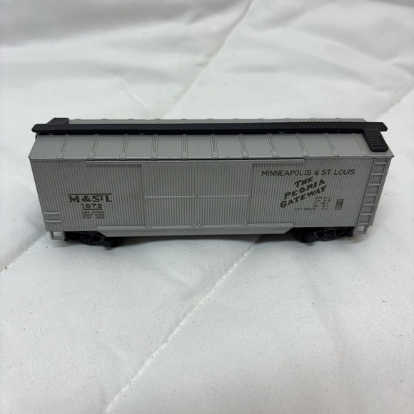 Model Power Other - Model Power HO Scale Minneapolis & St. Louis, The Peoria Gateway Box Car.